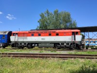 Lokomotiva 423.041 - galerie.